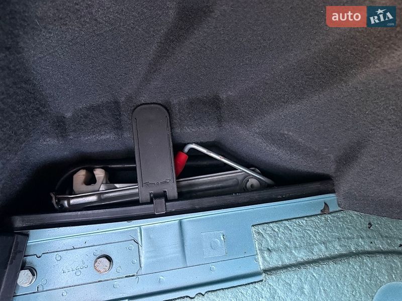 Седан Audi A4 1999 в Липовце