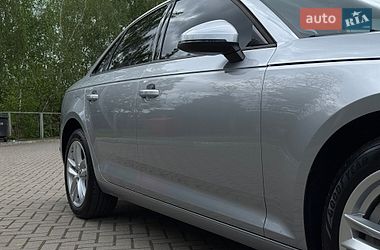 Седан Audi A4 2016 в Самборе