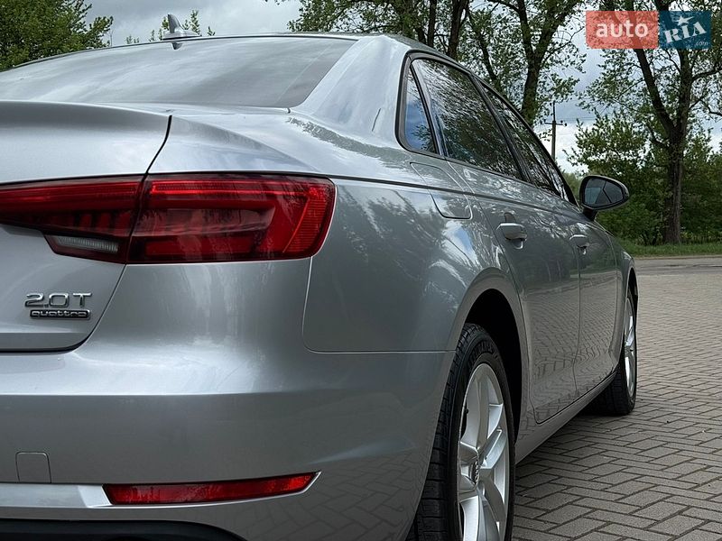 Седан Audi A4 2016 в Самборе