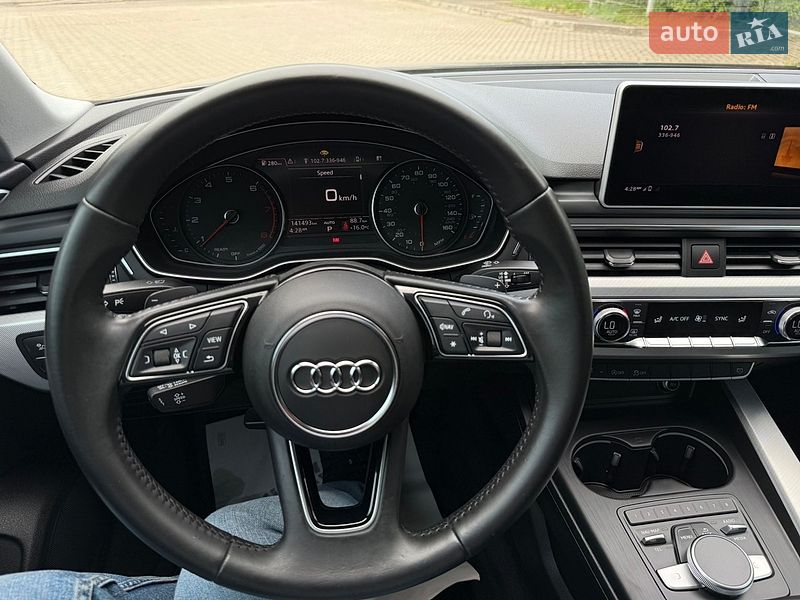 Седан Audi A4 2016 в Самборе