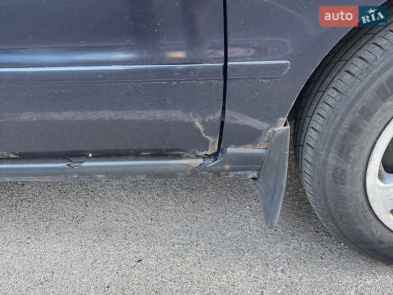 Седан Audi A4 1996 в Гостомеле