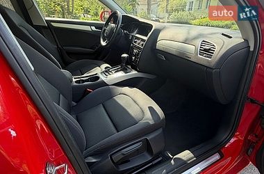 Седан Audi A4 2014 в Полтаве