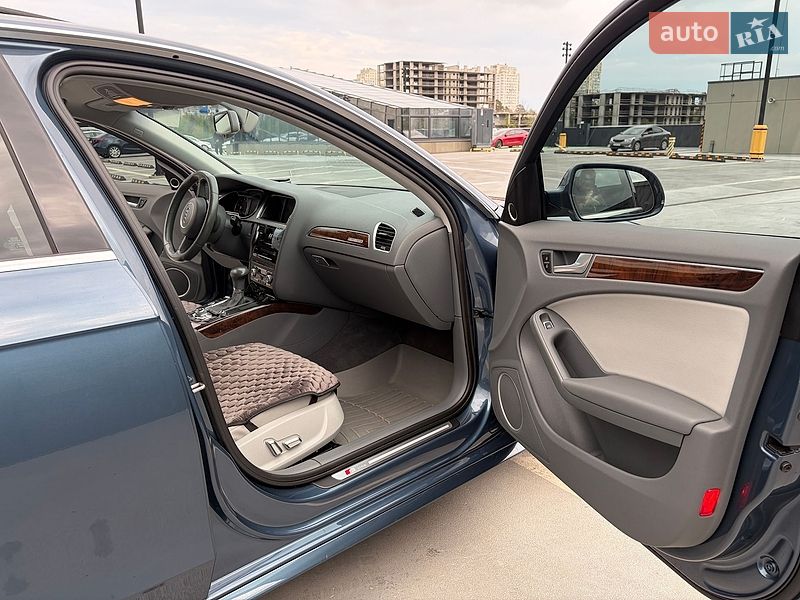 Седан Audi A4 2014 в Киеве