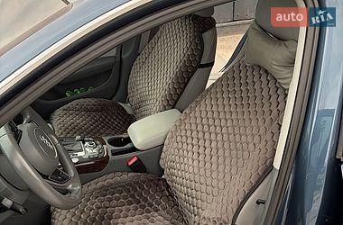 Седан Audi A4 2014 в Киеве