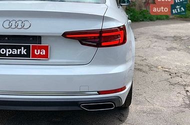 Седан Audi A4 2019 в Житомире