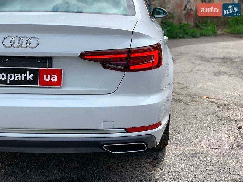 Седан Audi A4 2019 в Житомире