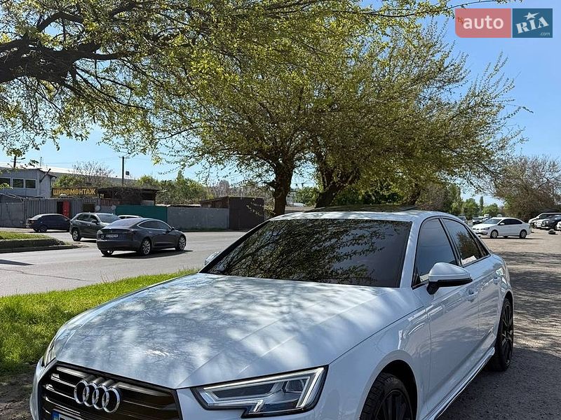 Audi A4 2019