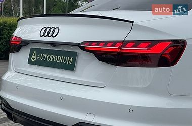 Седан Audi A4 2022 в Києві