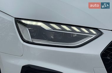 Седан Audi A4 2022 в Києві