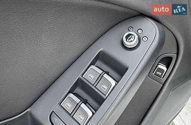 Седан Audi A4 2016 в Киеве