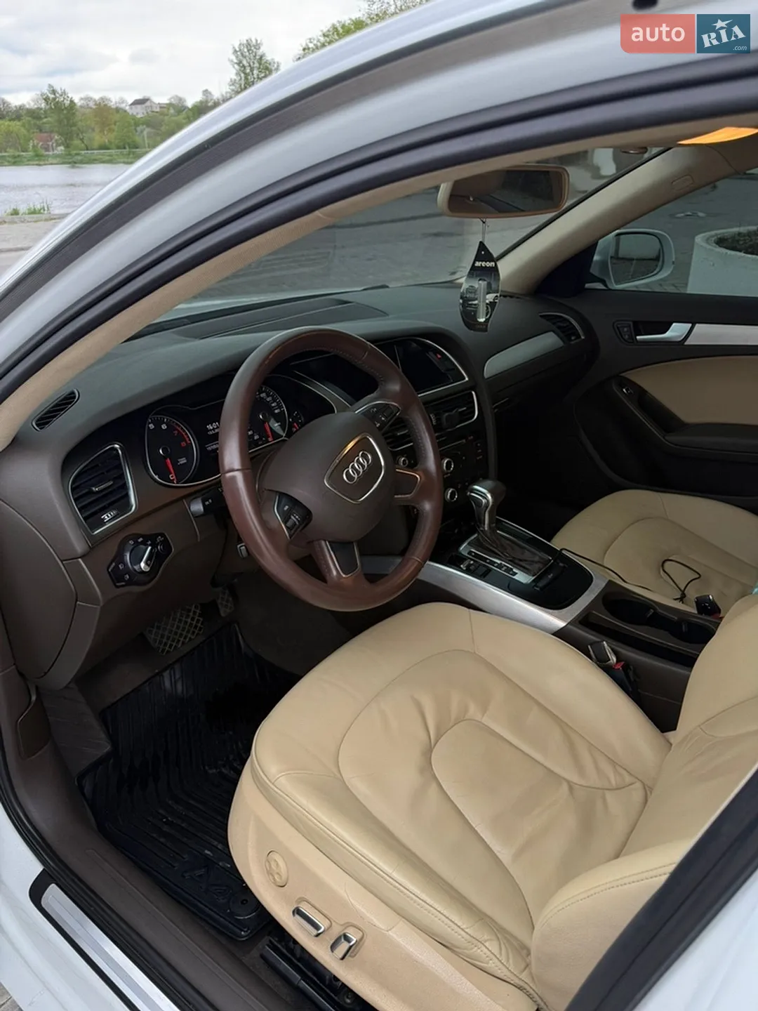 2012 Audi A4 - мініатюра 19