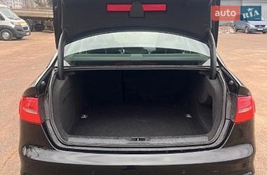 Седан Audi A4 2016 в Львове