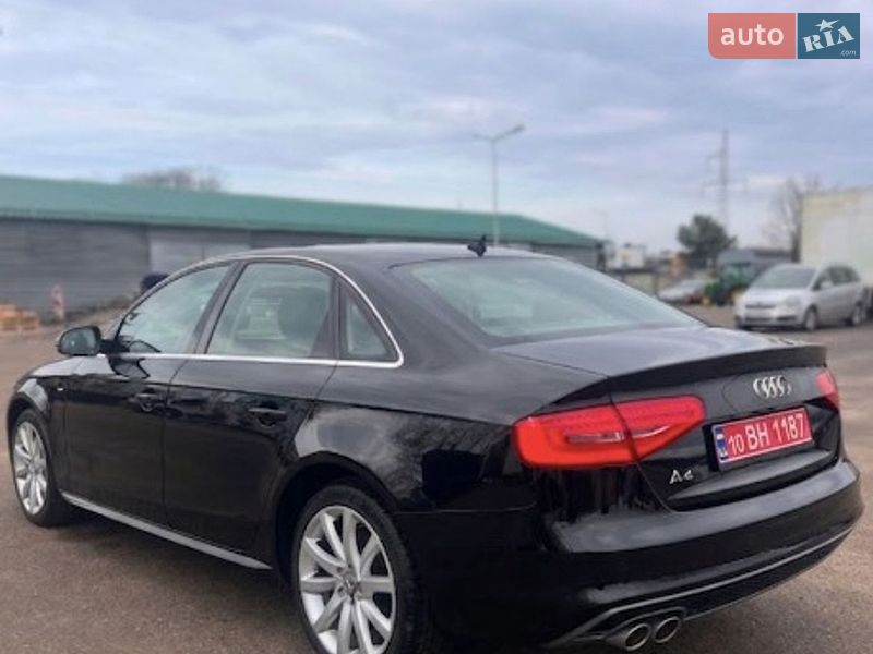 Седан Audi A4 2016 в Львове