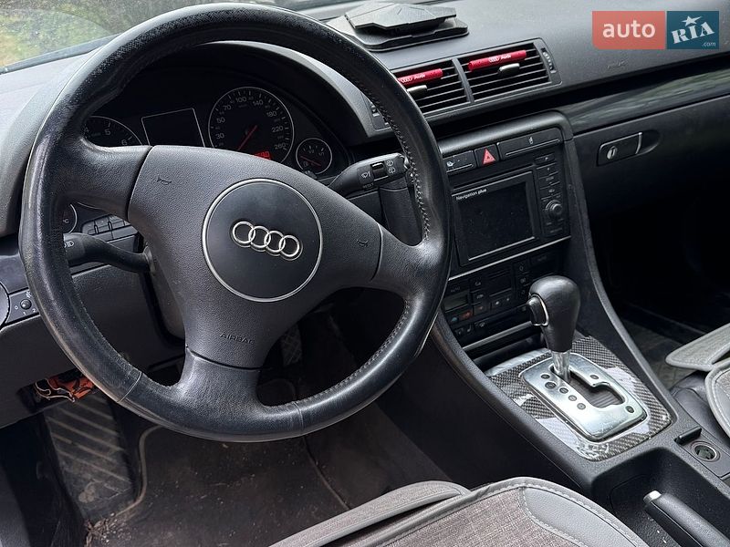 Універсал Audi A4 2002 в Чернівцях