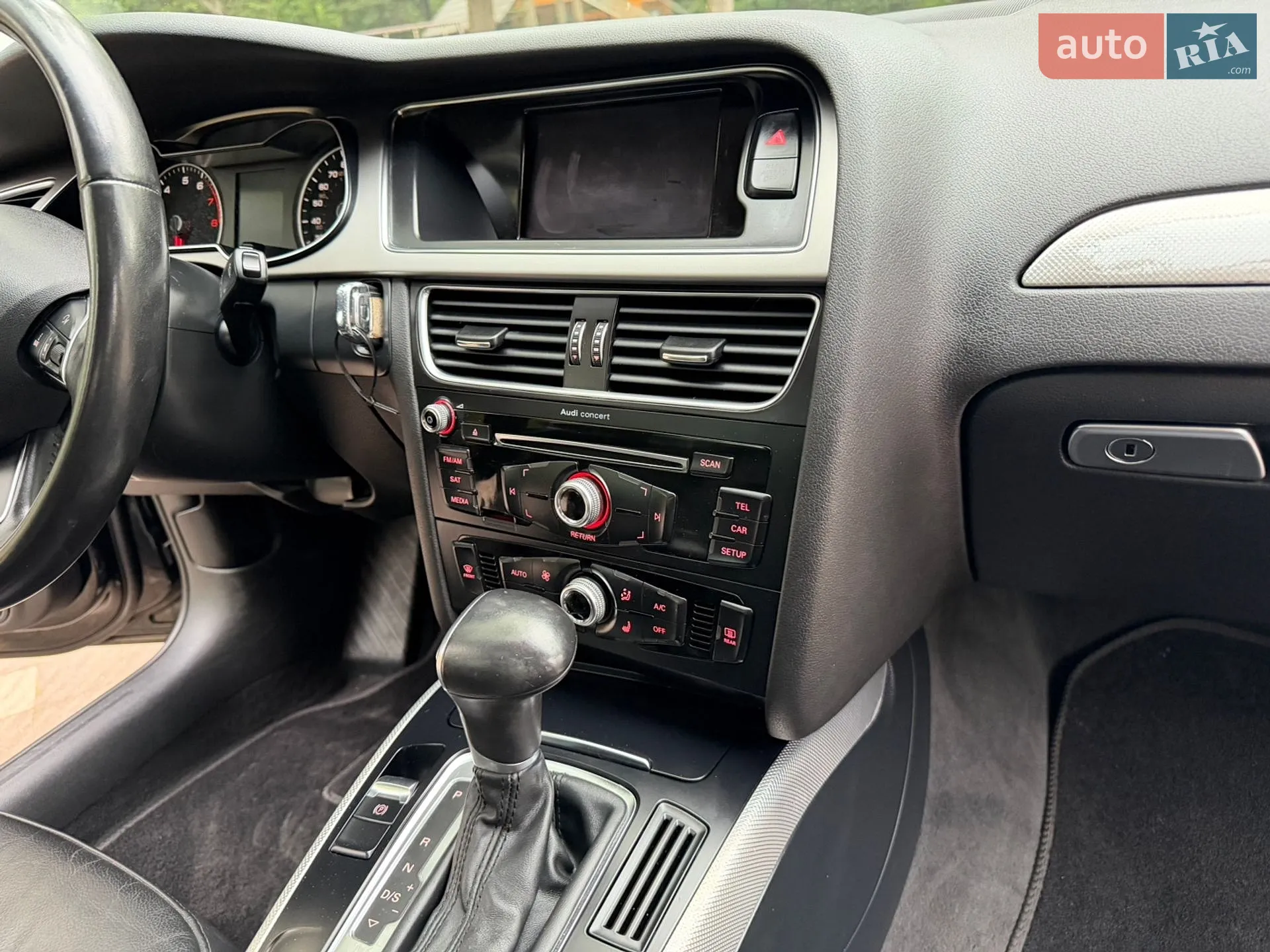 2014 Audi A4 - мініатюра 37