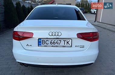 Седан Audi A4 2014 в Львове