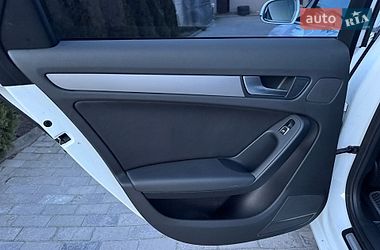 Седан Audi A4 2014 в Львове