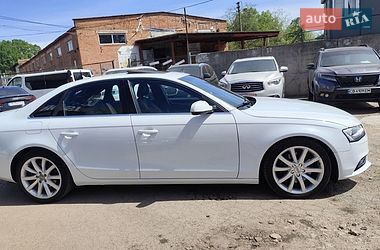 Седан Audi A4 2012 в Чернігові