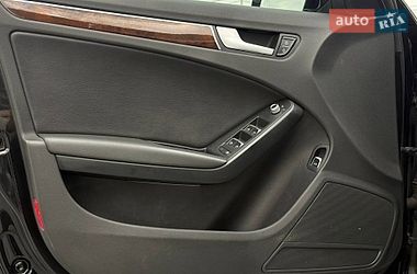 Седан Audi A4 2014 в Рівному