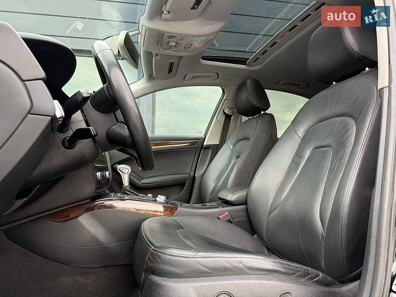 Седан Audi A4 2014 в Рівному