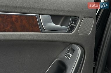 Седан Audi A4 2014 в Рівному