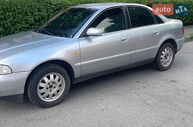 Седан Audi A4 1998 в Хмельницком