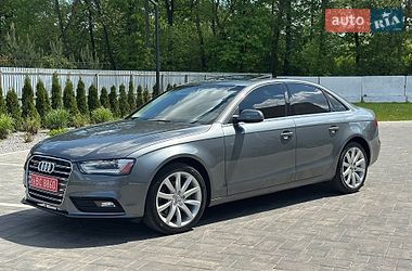 Седан Audi A4 2013 в Луцьку