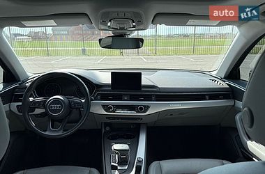 Седан Audi A4 2017 в Луцке