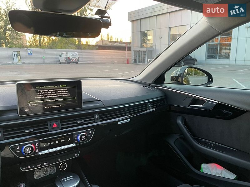 Універсал Audi A4 2016 в Києві