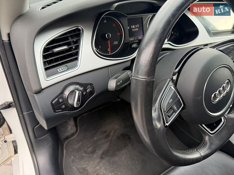 Седан Audi A4 2015 в Хмельницком