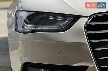Седан Audi A4 2013 в Вижнице