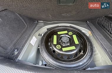 Седан Audi A4 2014 в Львове