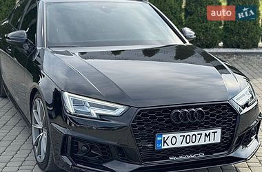 Седан Audi A4 2016 в Иршаве