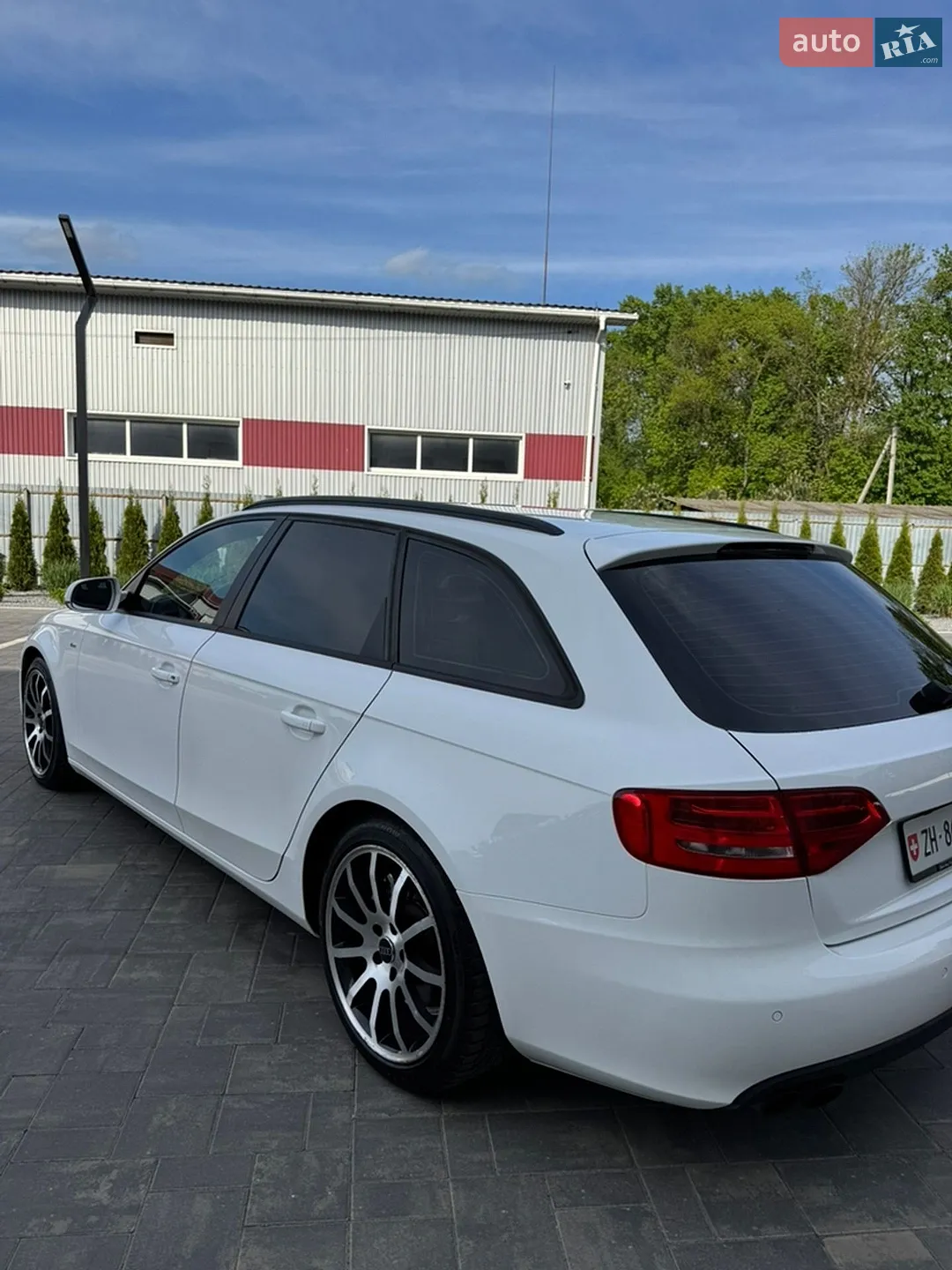 2011 Audi A4 - мініатюра 4