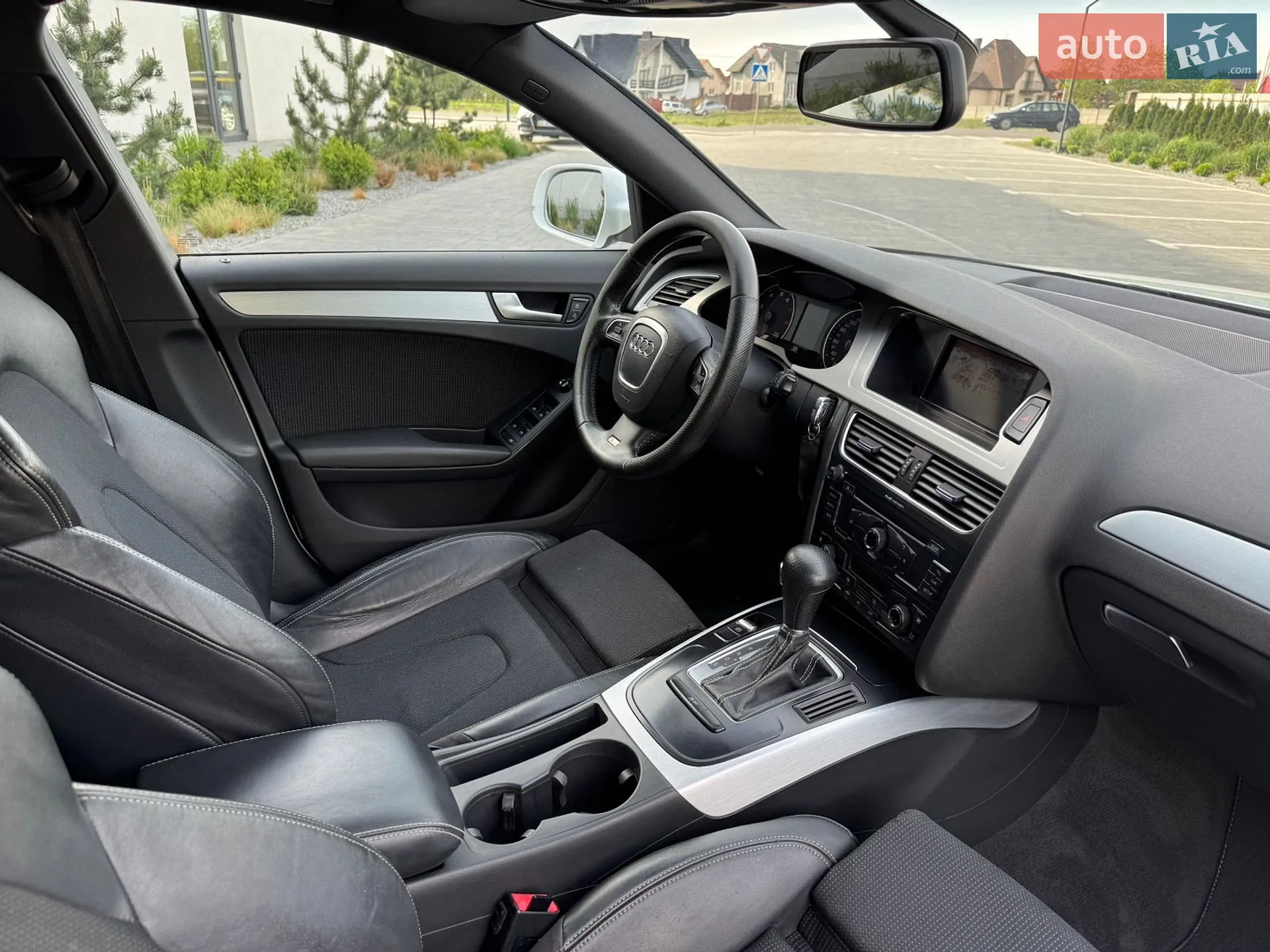 2011 Audi A4 - мініатюра 19