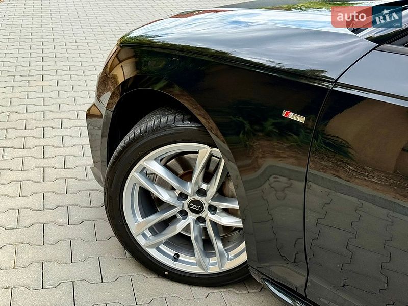 Седан Audi A4 2016 в Ужгороде