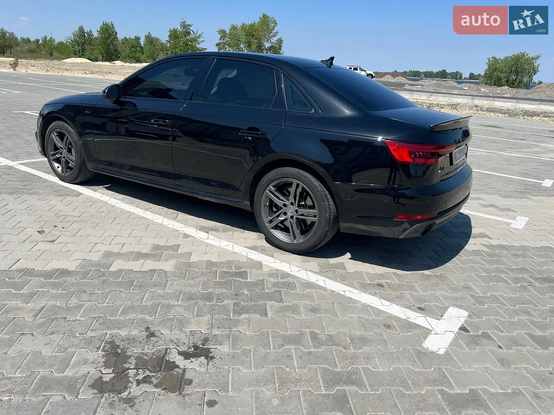 2017 Audi A4 - мініатюра 8
