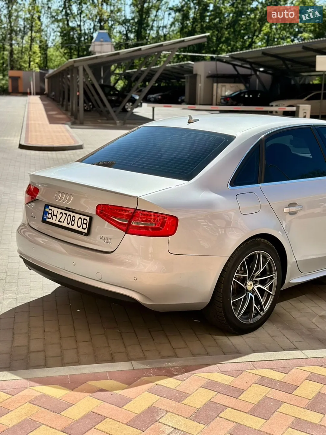 2012 Audi A4 - мініатюра 9