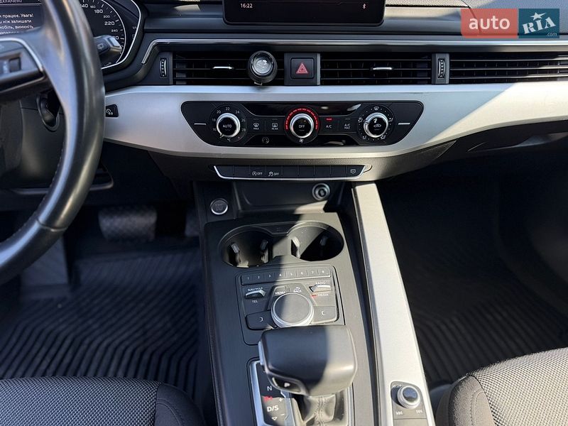 Универсал Audi A4 2017 в Житомире