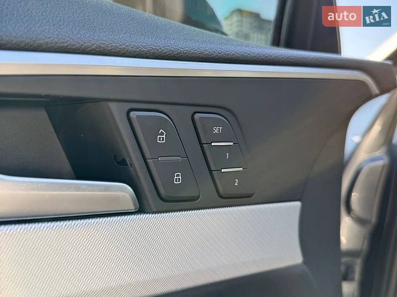 Седан Audi A4 2017 в Києві