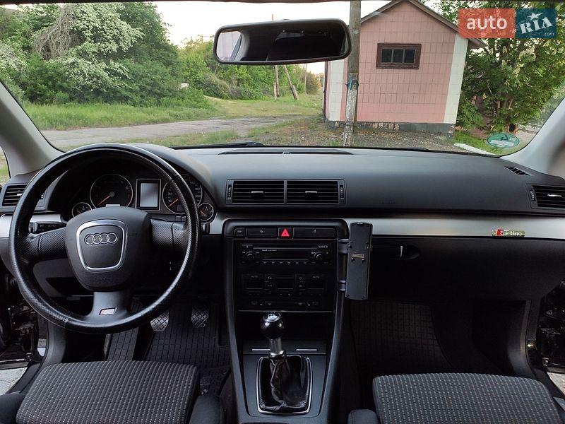 Универсал Audi A4 2005 в Хороле