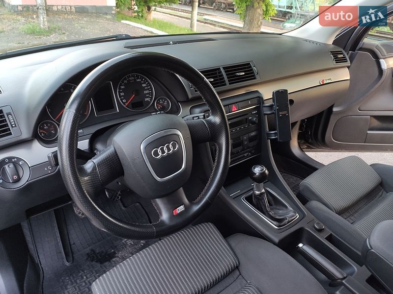 Универсал Audi A4 2005 в Хороле