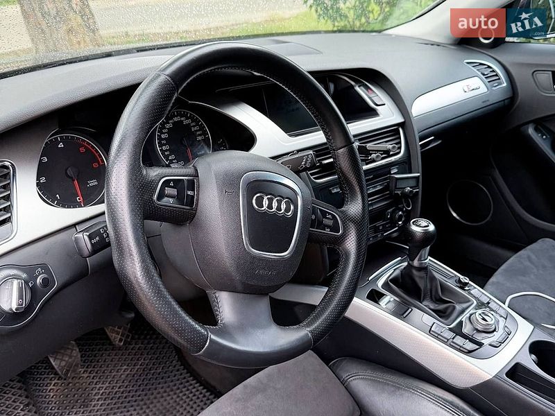 Универсал Audi A4 2009 в Киеве