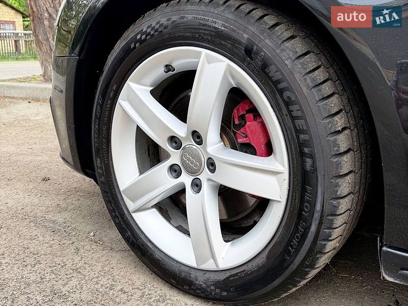 Универсал Audi A4 2009 в Киеве