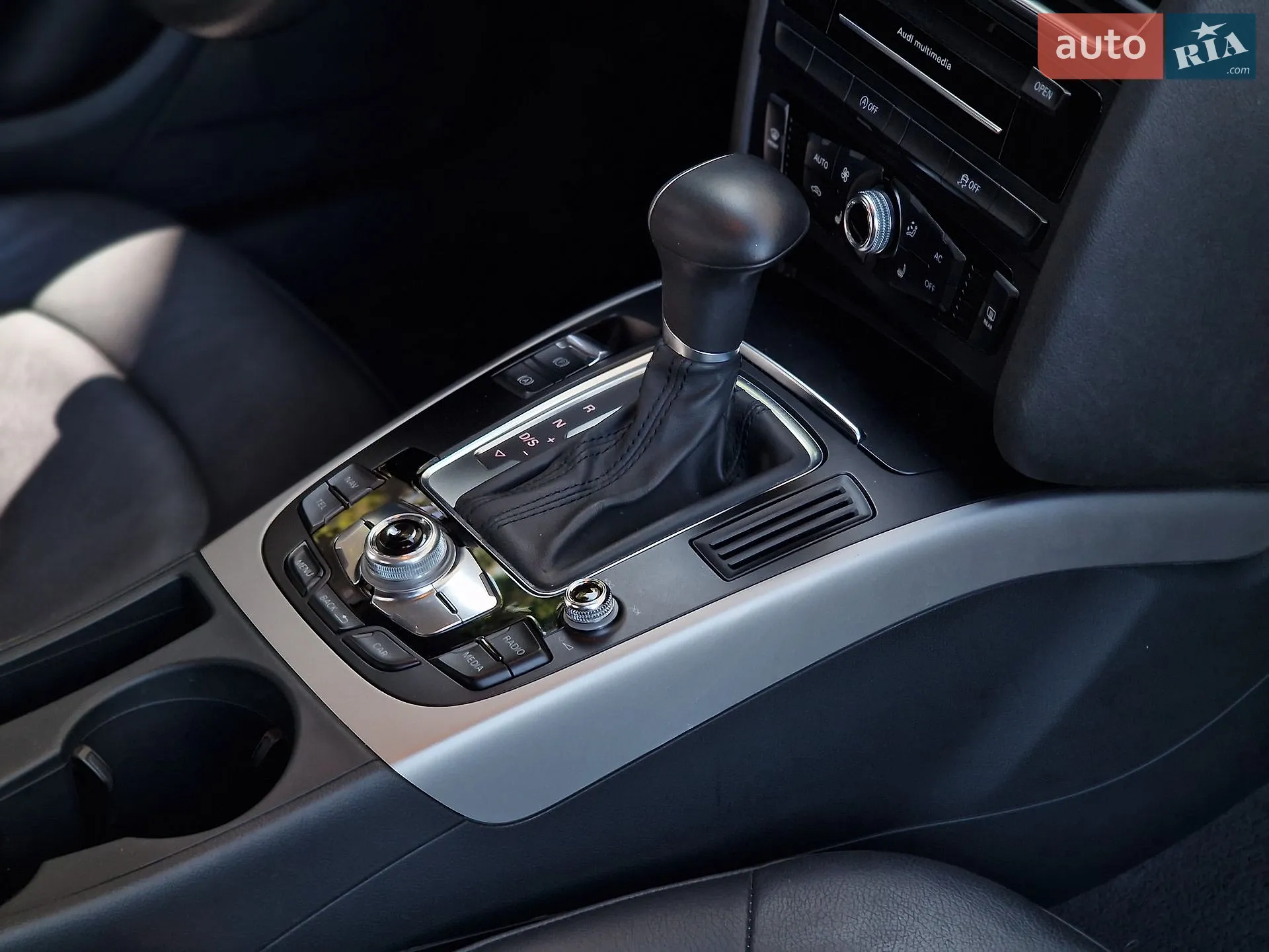 2013 Audi A4 - мініатюра 53