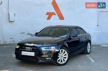 Седан Audi A4 2013 в Одессе