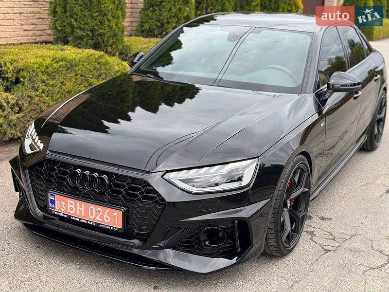 Седан Audi A4 2021 в Виннице