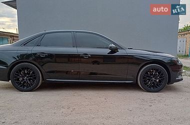 Седан Audi A4 2022 в Ірпені