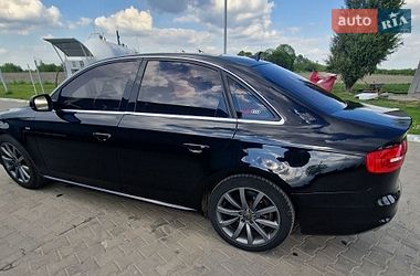Седан Audi A4 2015 в Рава-Руській