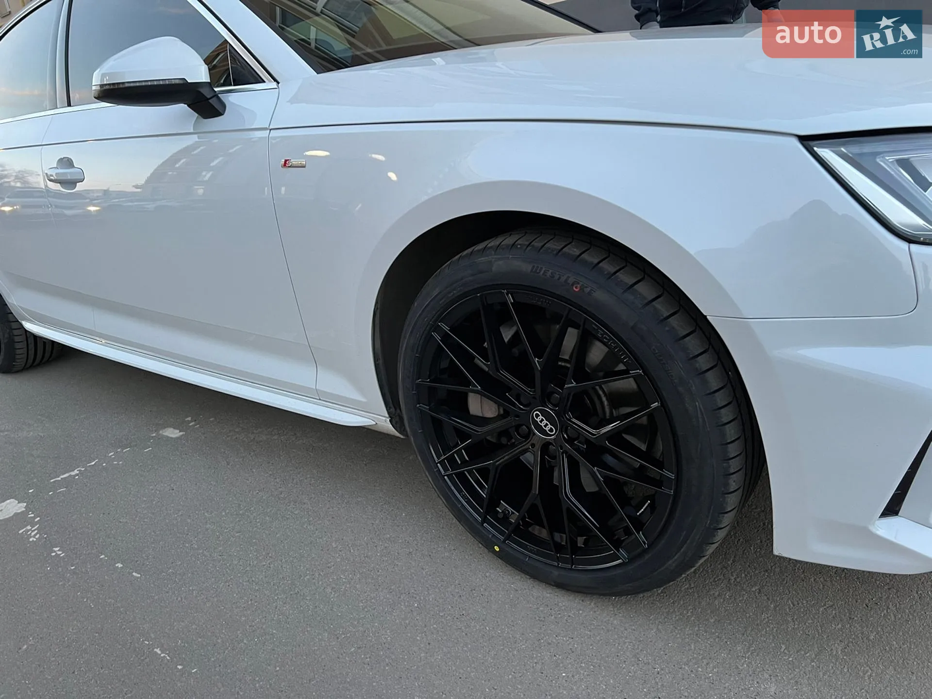 2016 Audi A4 - мініатюра 4